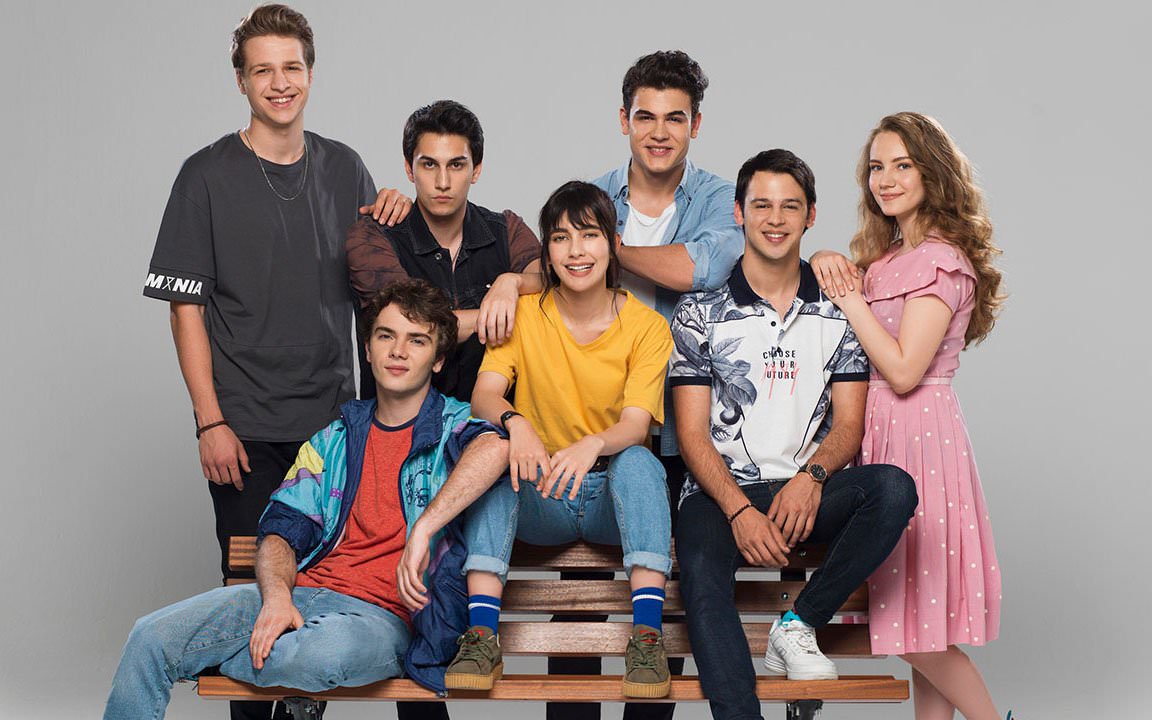 مشاهدة مسلسل الحب الاول مترجم